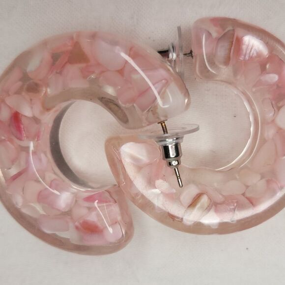 NWT chunky pink hoop earrings - Picture 5 of 6